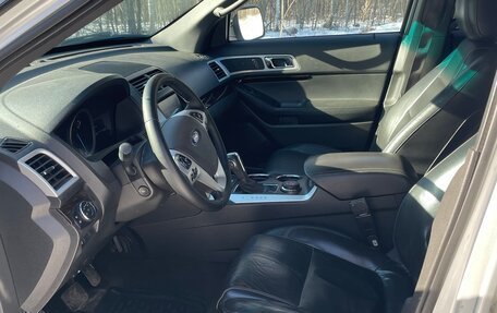 Ford Explorer VI, 2013 год, 1 700 000 рублей, 3 фотография