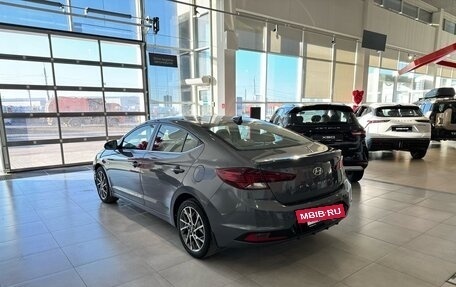 Hyundai Elantra VI рестайлинг, 2019 год, 1 819 000 рублей, 6 фотография