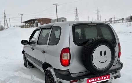 Chevrolet Niva I рестайлинг, 2004 год, 390 000 рублей, 3 фотография