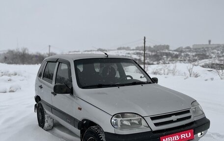 Chevrolet Niva I рестайлинг, 2004 год, 390 000 рублей, 2 фотография