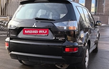 Mitsubishi Outlander III рестайлинг 3, 2010 год, 870 000 рублей, 2 фотография