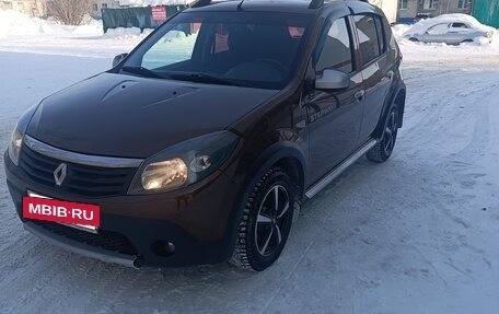 Renault Sandero I, 2013 год, 645 000 рублей, 3 фотография