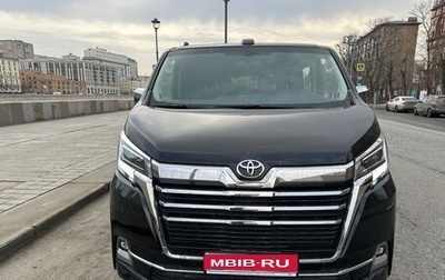 Toyota HiAce H300, 2020 год, 4 800 000 рублей, 1 фотография