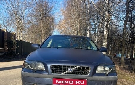 Volvo S60 III, 2001 год, 450 000 рублей, 1 фотография