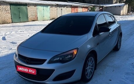 Opel Astra J, 2013 год, 850 000 рублей, 1 фотография