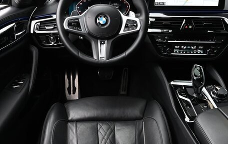 BMW 5 серия, 2022 год, 4 320 000 рублей, 9 фотография