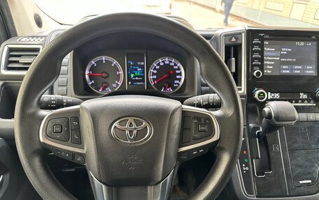 Toyota HiAce H300, 2020 год, 4 800 000 рублей, 13 фотография