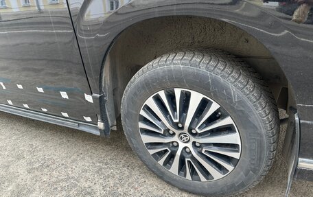 Toyota HiAce H300, 2020 год, 4 800 000 рублей, 7 фотография