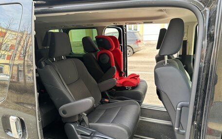 Toyota HiAce H300, 2020 год, 4 800 000 рублей, 22 фотография
