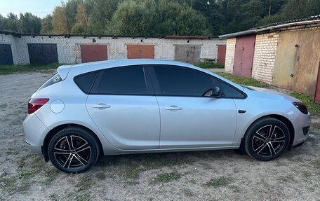 Opel Astra J, 2013 год, 850 000 рублей, 3 фотография