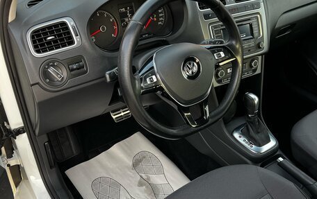 Volkswagen Polo VI (EU Market), 2016 год, 1 390 000 рублей, 14 фотография