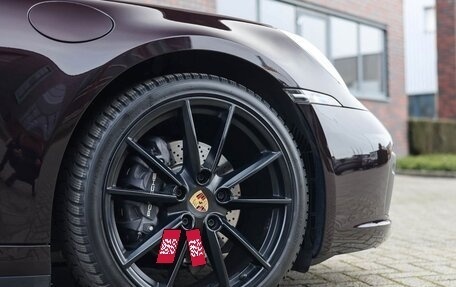 Porsche 911, 2022 год, 12 980 000 рублей, 8 фотография