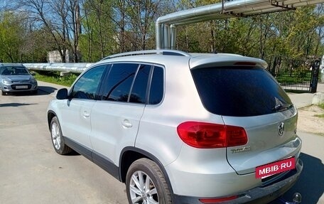 Volkswagen Tiguan I, 2011 год, 1 130 000 рублей, 2 фотография