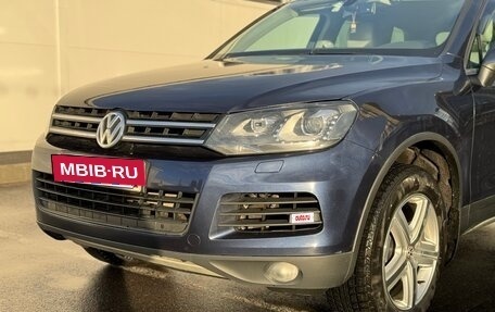 Volkswagen Touareg III, 2011 год, 1 890 000 рублей, 3 фотография