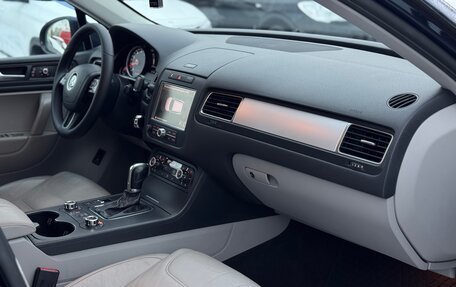 Volkswagen Touareg III, 2011 год, 1 890 000 рублей, 15 фотография