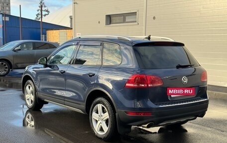 Volkswagen Touareg III, 2011 год, 1 890 000 рублей, 6 фотография