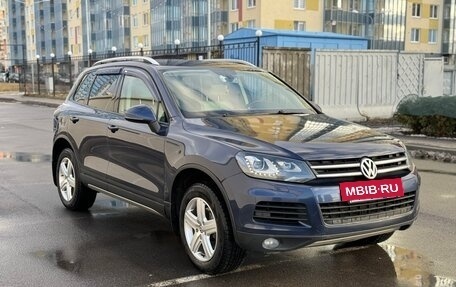 Volkswagen Touareg III, 2011 год, 1 890 000 рублей, 9 фотография