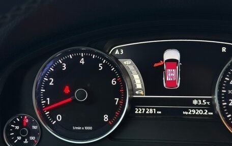 Volkswagen Touareg III, 2011 год, 1 890 000 рублей, 35 фотография