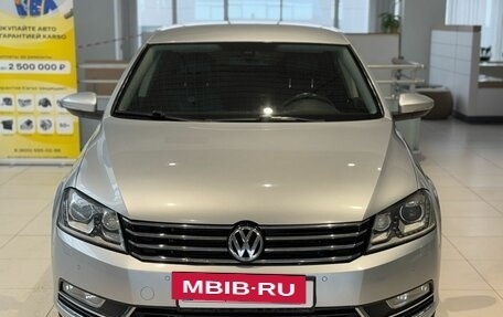 Volkswagen Passat B7, 2013 год, 1 010 000 рублей, 3 фотография