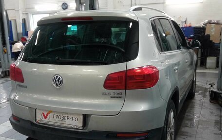 Volkswagen Tiguan I, 2011 год, 1 280 000 рублей, 3 фотография