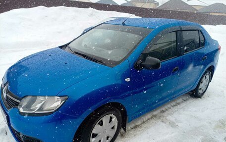 Renault Logan II, 2014 год, 700 000 рублей, 2 фотография