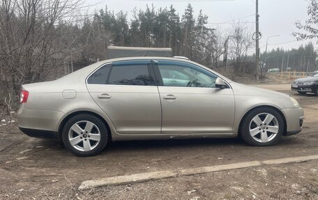 Volkswagen Jetta VI, 2006 год, 650 000 рублей, 3 фотография