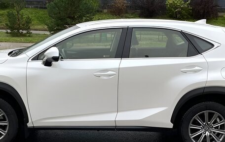 Lexus NX I, 2021 год, 2 690 000 рублей, 4 фотография