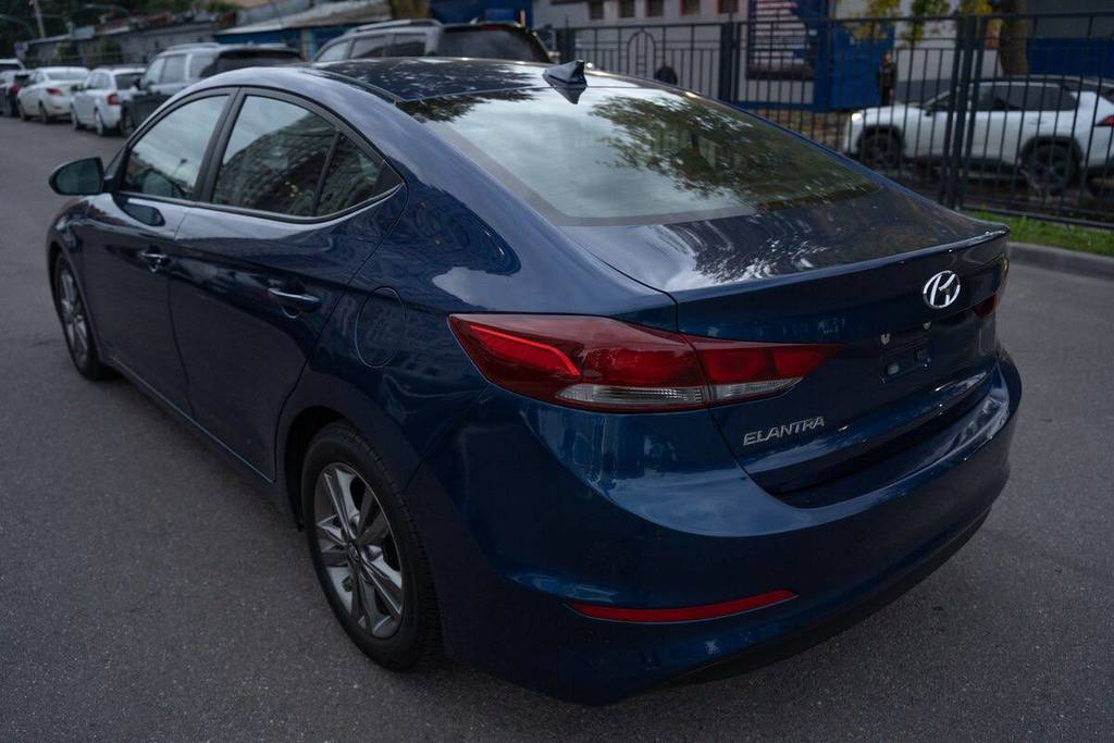 Hyundai Elantra VI рестайлинг, 2019 год, 400 000 рублей, 9 фотография