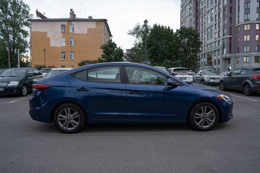 Hyundai Elantra VI рестайлинг, 2019 год, 400 000 рублей, 7 фотография