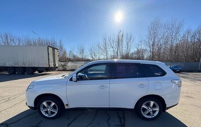 Mitsubishi Outlander III рестайлинг 3, 2012 год, 1 300 000 рублей, 1 фотография