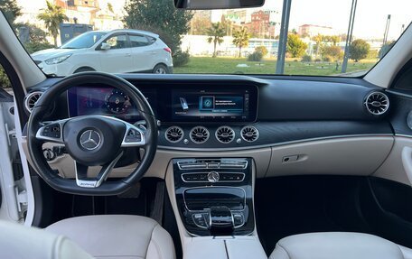 Mercedes-Benz E-Класс, 2016 год, 3 570 000 рублей, 9 фотография