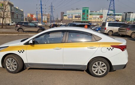 Hyundai Solaris II рестайлинг, 2018 год, 1 200 000 рублей, 2 фотография