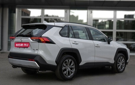 Toyota RAV4, 2024 год, 4 590 000 рублей, 7 фотография