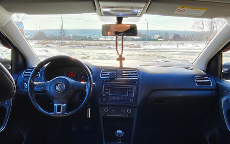 Volkswagen Polo VI (EU Market), 2014 год, 850 000 рублей, 16 фотография