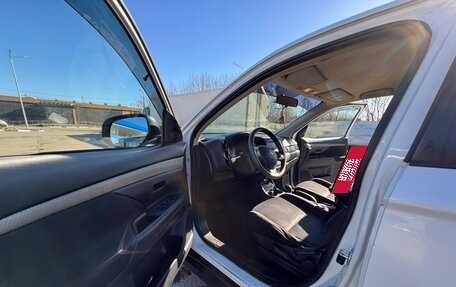 Mitsubishi Outlander III рестайлинг 3, 2012 год, 1 300 000 рублей, 4 фотография