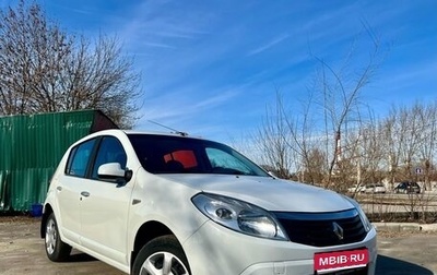 Renault Sandero I, 2013 год, 675 000 рублей, 1 фотография