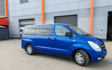 Hyundai H-1 II рестайлинг, 2008 год, 1 370 000 рублей, 1 фотография