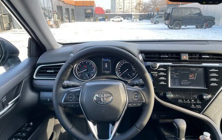 Toyota Camry, 2019 год, 2 450 000 рублей, 17 фотография