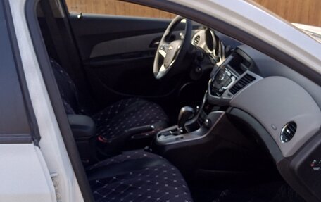 Chevrolet Cruze II, 2012 год, 795 000 рублей, 4 фотография