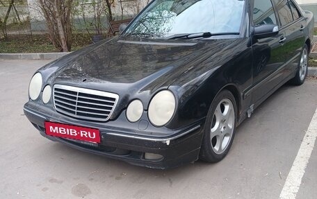 Mercedes-Benz E-Класс, 2000 год, 400 000 рублей, 5 фотография