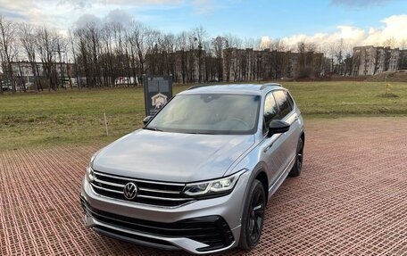 Volkswagen Tiguan II, 2021 год, 2 950 400 рублей, 3 фотография