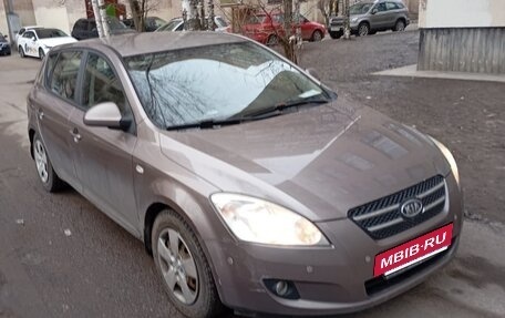 KIA cee'd I рестайлинг, 2009 год, 830 000 рублей, 15 фотография