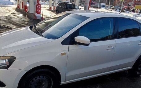 Volkswagen Polo VI (EU Market), 2012 год, 550 000 рублей, 2 фотография