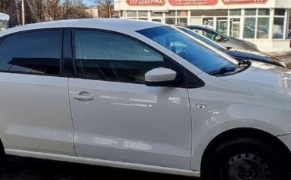 Volkswagen Polo VI (EU Market), 2012 год, 550 000 рублей, 4 фотография