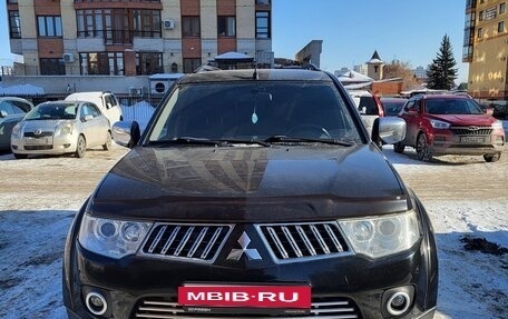 Mitsubishi Pajero Sport II рестайлинг, 2013 год, 1 900 000 рублей, 4 фотография