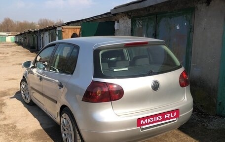 Volkswagen Golf V, 2004 год, 550 000 рублей, 3 фотография