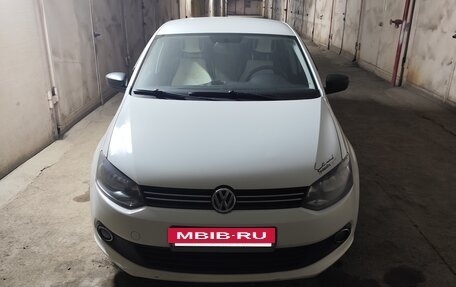 Volkswagen Polo VI (EU Market), 2014 год, 750 000 рублей, 4 фотография