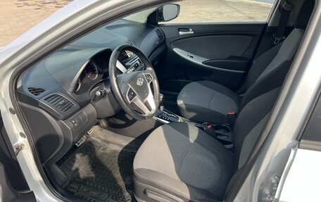 Hyundai Solaris II рестайлинг, 2012 год, 870 000 рублей, 9 фотография