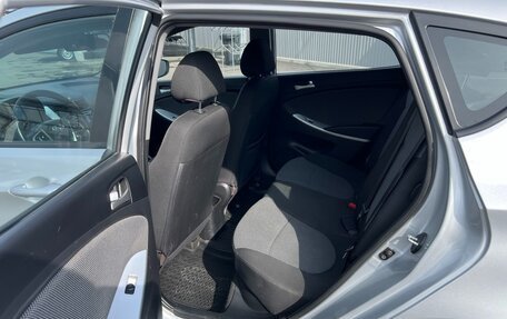 Hyundai Solaris II рестайлинг, 2012 год, 870 000 рублей, 10 фотография