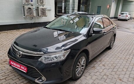 Toyota Camry, 2016 год, 2 500 000 рублей, 2 фотография